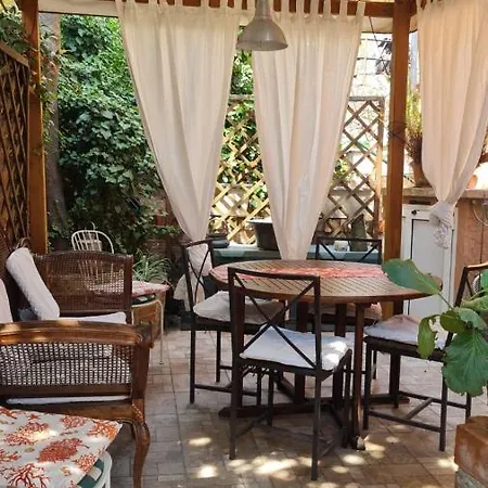 Monolocale In Tipica Casa Ligure Apartment Genoa Exterior photo